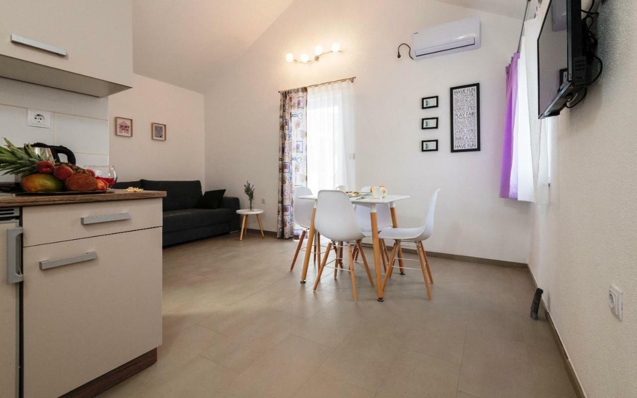 Apartmani Livaja Plano Bagian luar foto